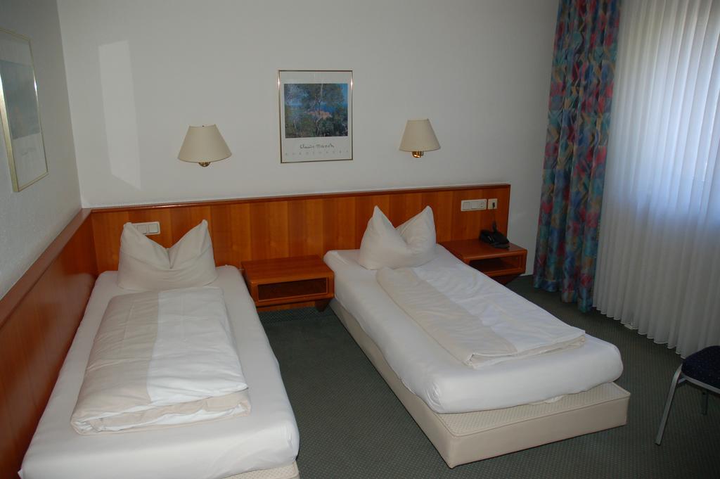 Hotel Kurfuerst Garni Germersheim Zewnętrze zdjęcie